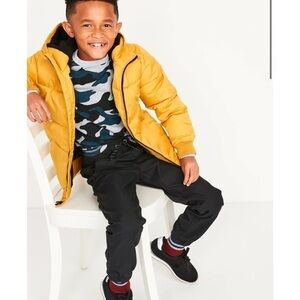 Old Navy Built-In Flex Dry-Quick Zip-Pocket Jogger Tech Pants Boys Medium 8